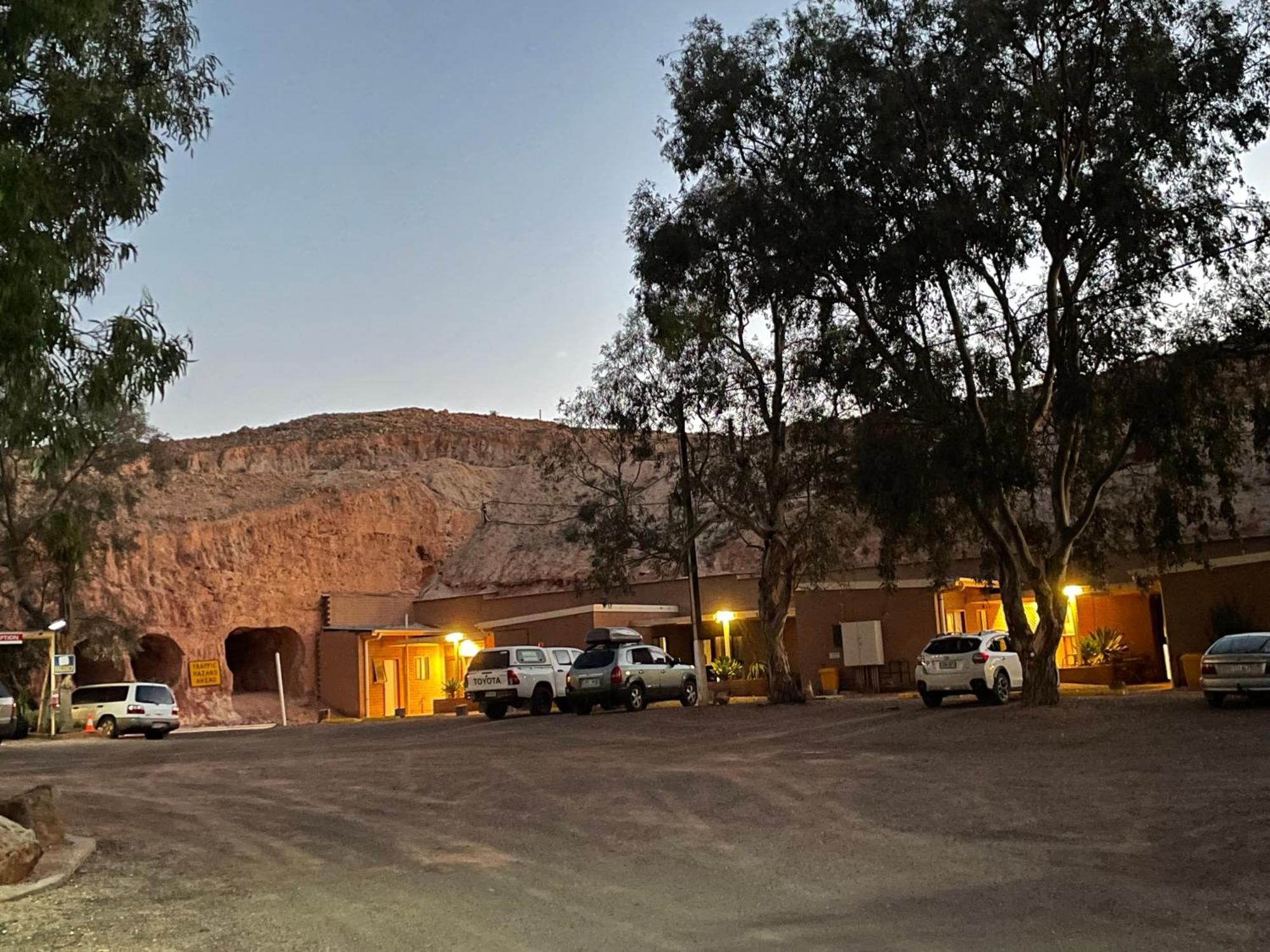 Desert View Apartments Coober Pedy Kültér fotó